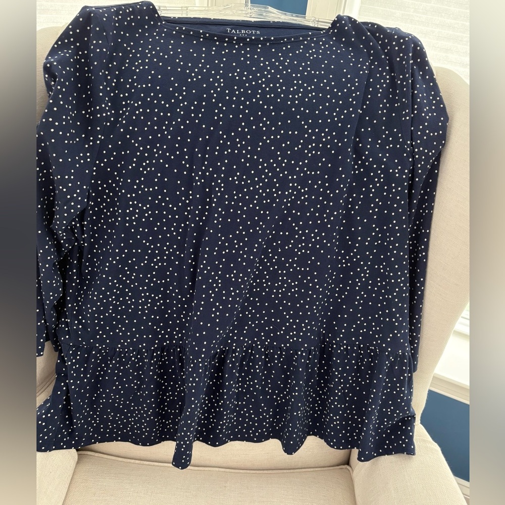 Talbots Navy Polka Dot Long Sleeve  Top, Ruffle Hem. Size XL. NWT